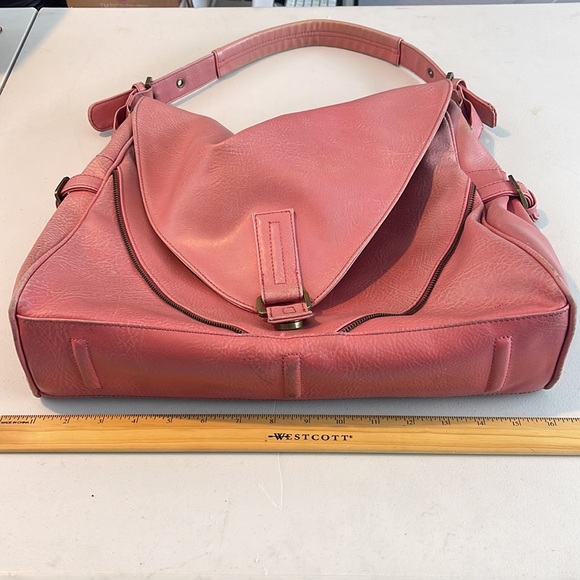 80’s retro Pink Vinyl Bag Matt by Matt and Nat - Picture 4 of 9